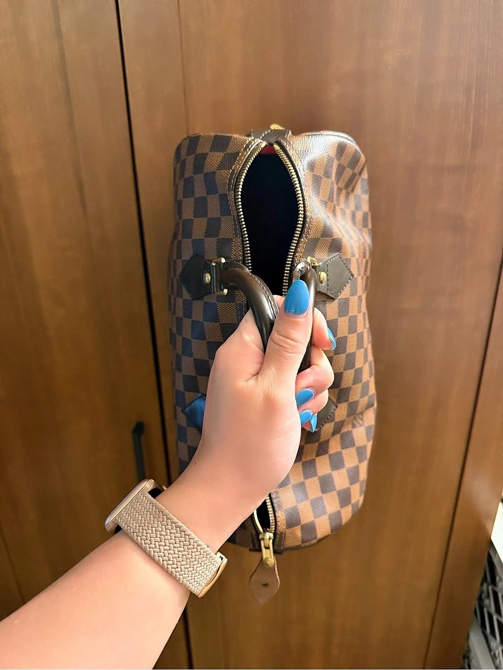 Louis Vuitton Damier Ebene Speedy 30 Satchel in Brown & Gold - Picture 4 of 7